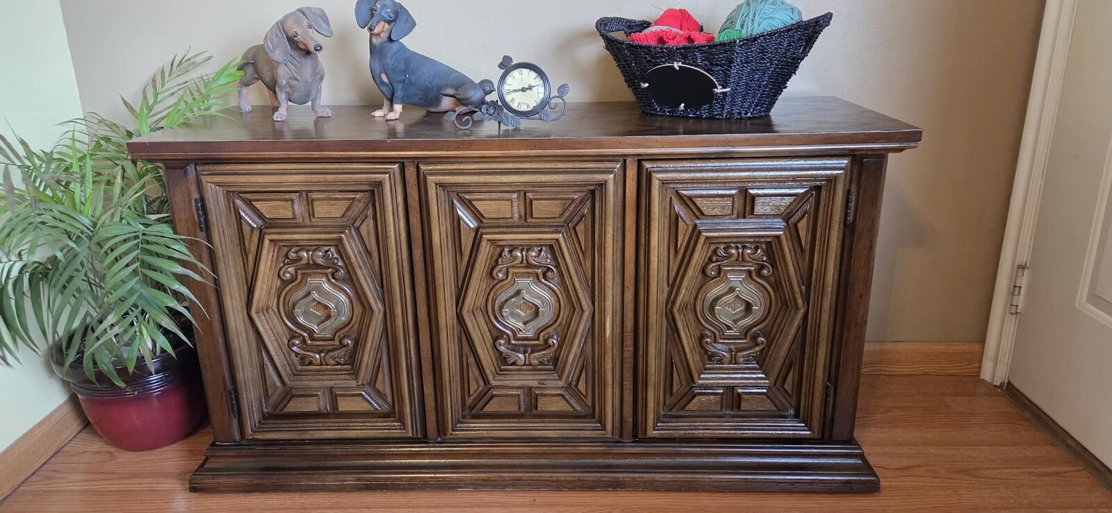 Vinatge Buffet | Sideboard | Console | Bar Cabinet