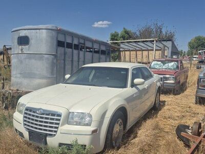 2005 Chrysler 300 touring OBO