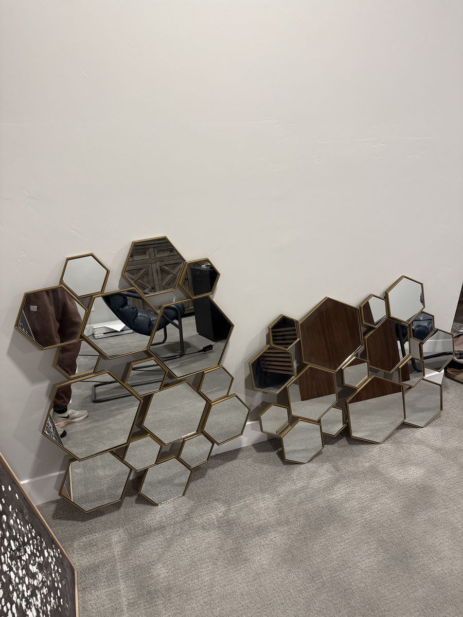 Hexagon mirrors (gold)
