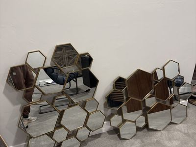 Hexagon mirrors (gold)