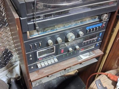 Vintage Soundesign 958P Stereo Turntable System with Cassette & Speakers