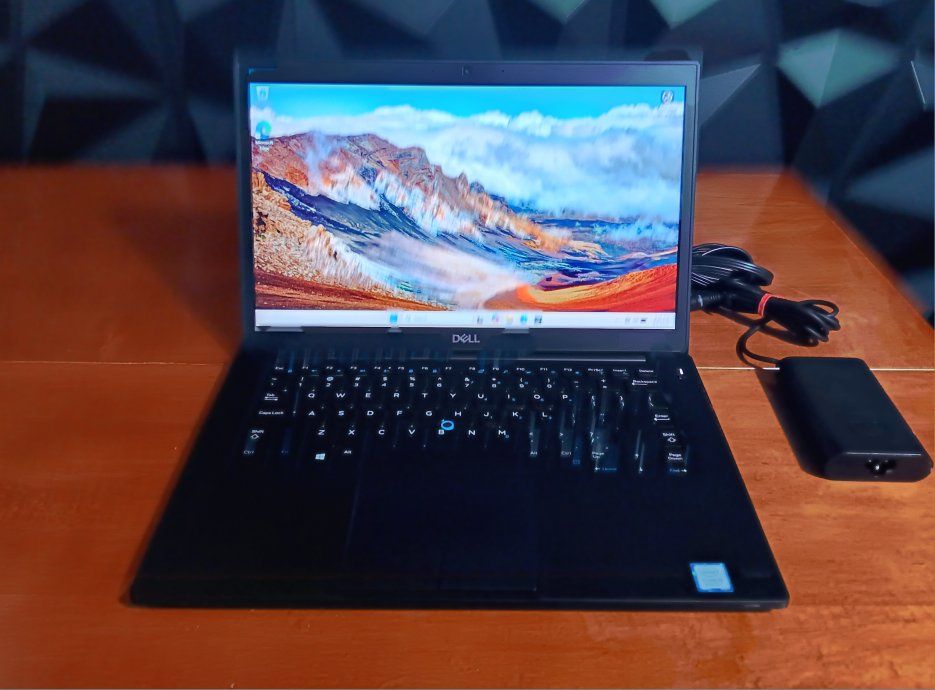 Dell latitude 7490 14" Laptop Processor Intel Core