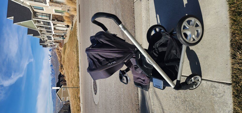 Nuna Mixx Stroller – Excellent Condition