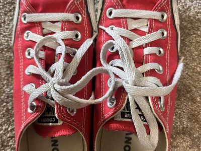 Converse Chuck Taylor All Star Low Top Red Canvas Sneakers Women's Size 8