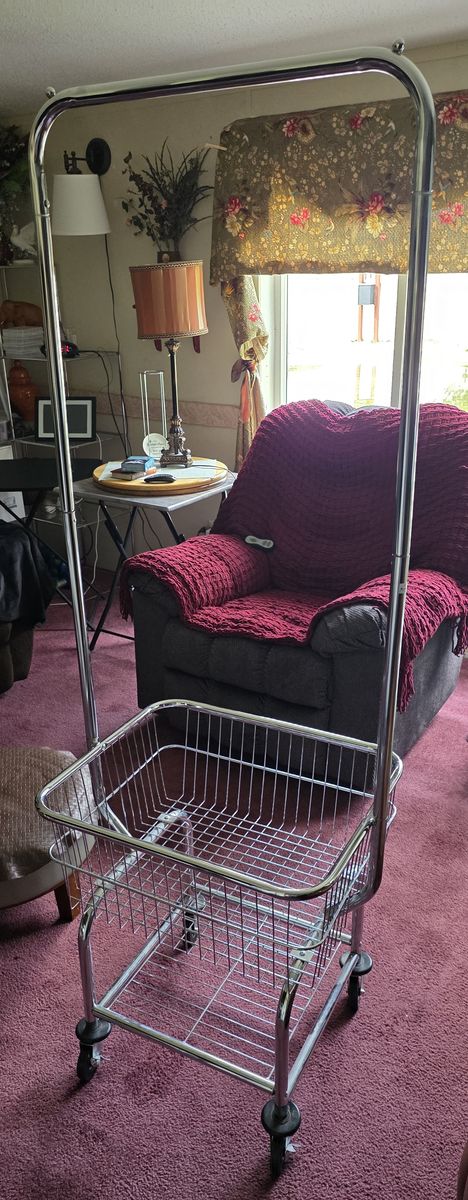 Chrome Clothes Butler Like New Swivel Wheels With Locks Very Nice