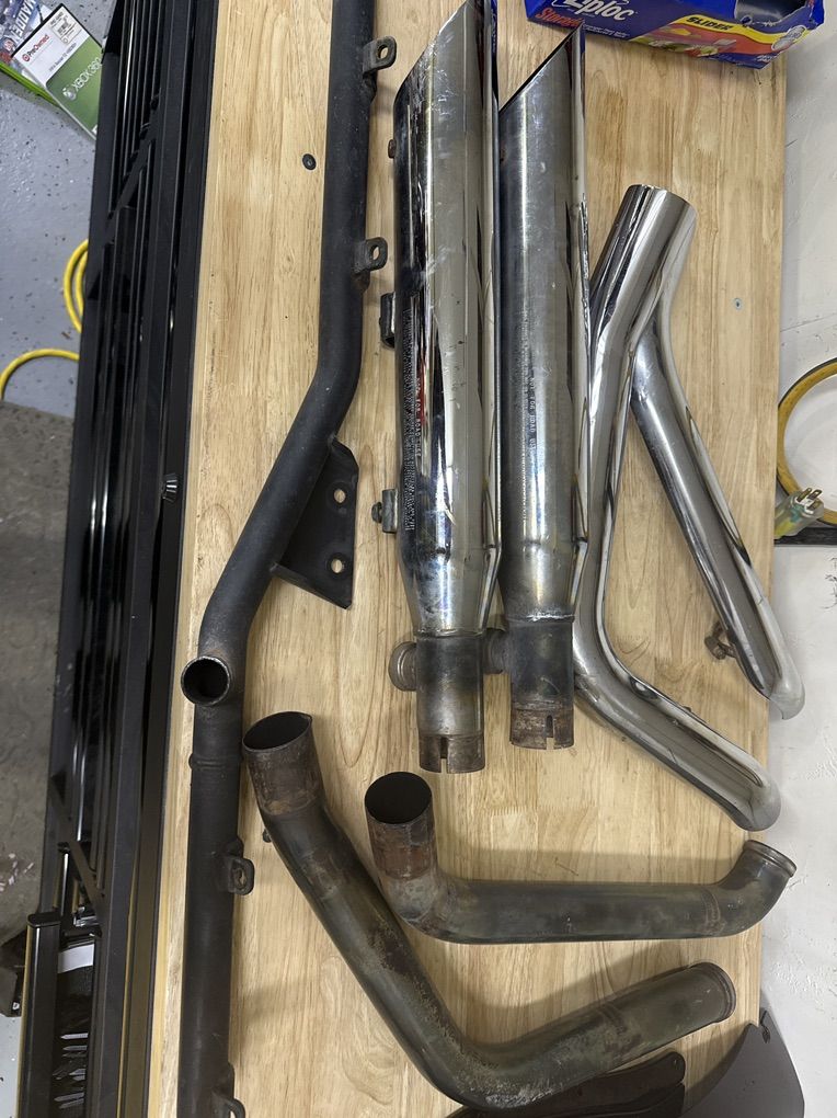 Harley Screaming Eagle Pipes