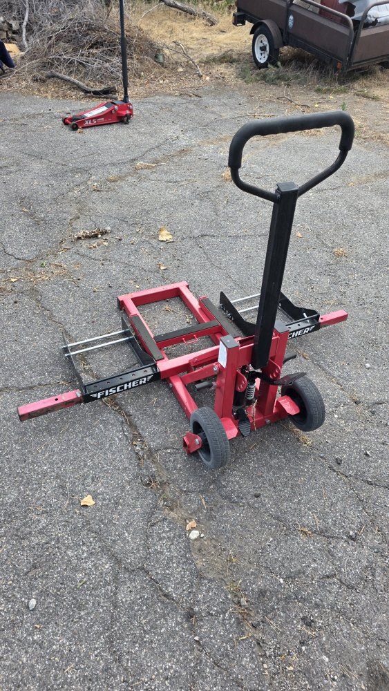 lawn mower lift for rent.