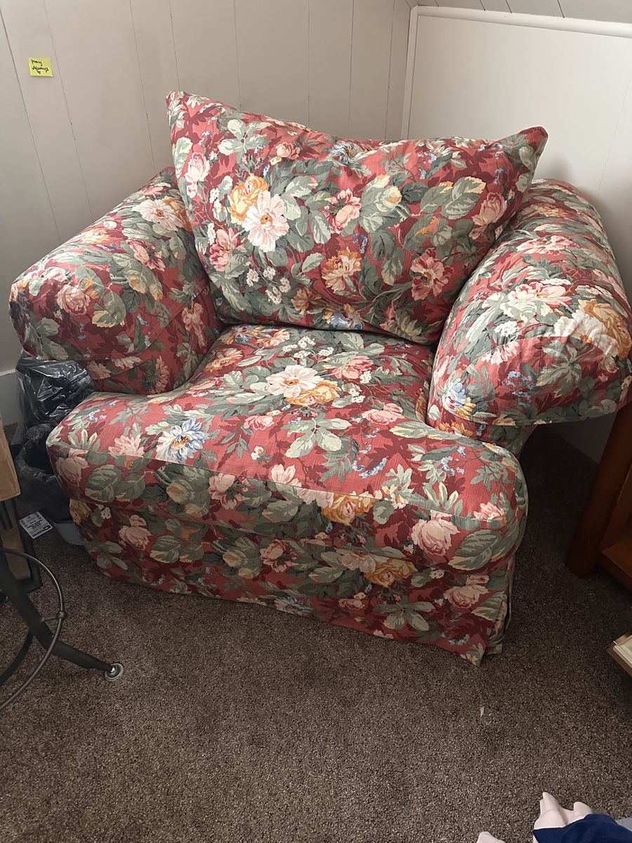 Floral comfy chair