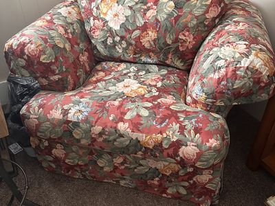 Floral comfy chair