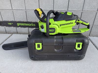 Greenworks 60V Battery Powered 18 Inch Chainsaw