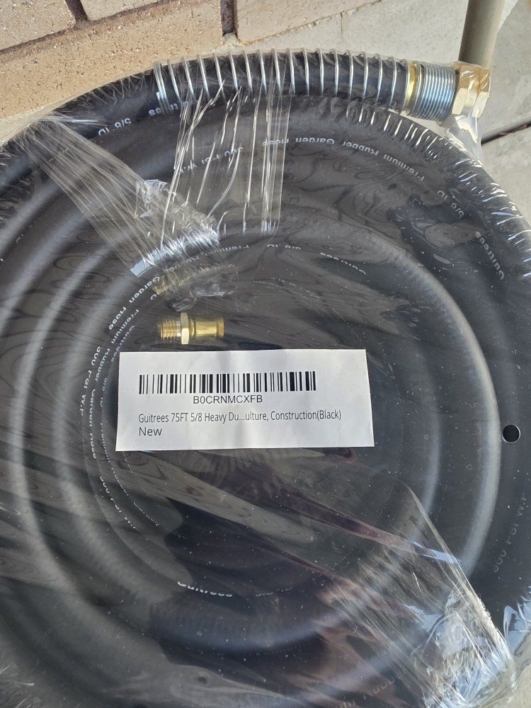 water hose Guitrees 75FT 5/8 heavy duty