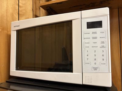Hotpoint Microwave