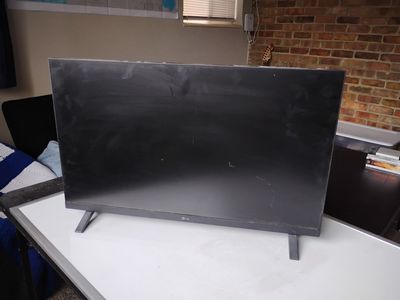 27" LG TV