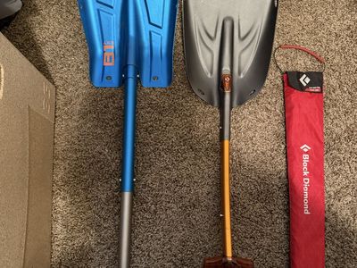 BCA B-1 EXT Snow Shovel & Black Diamond Deploy 3 Shovel & Probe Set Used