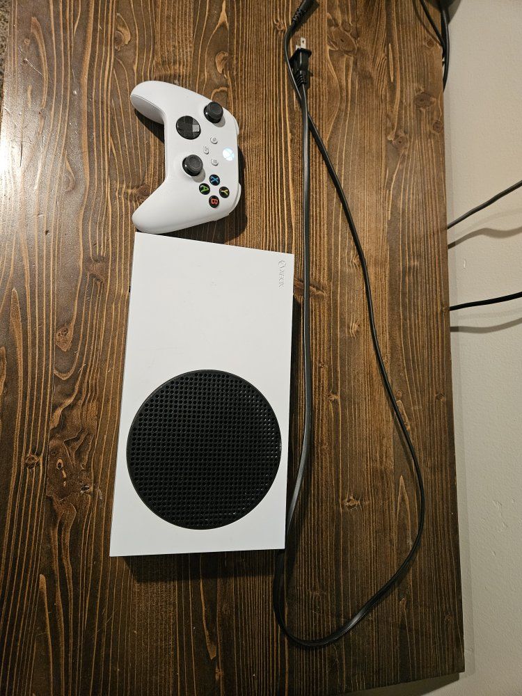 Main image 4