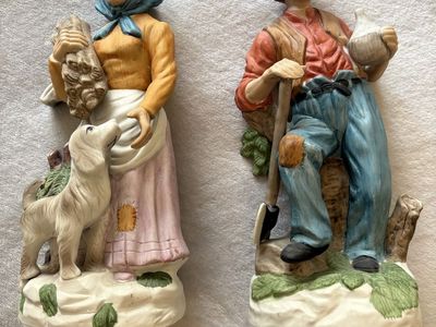 Old Farm porcelain couple