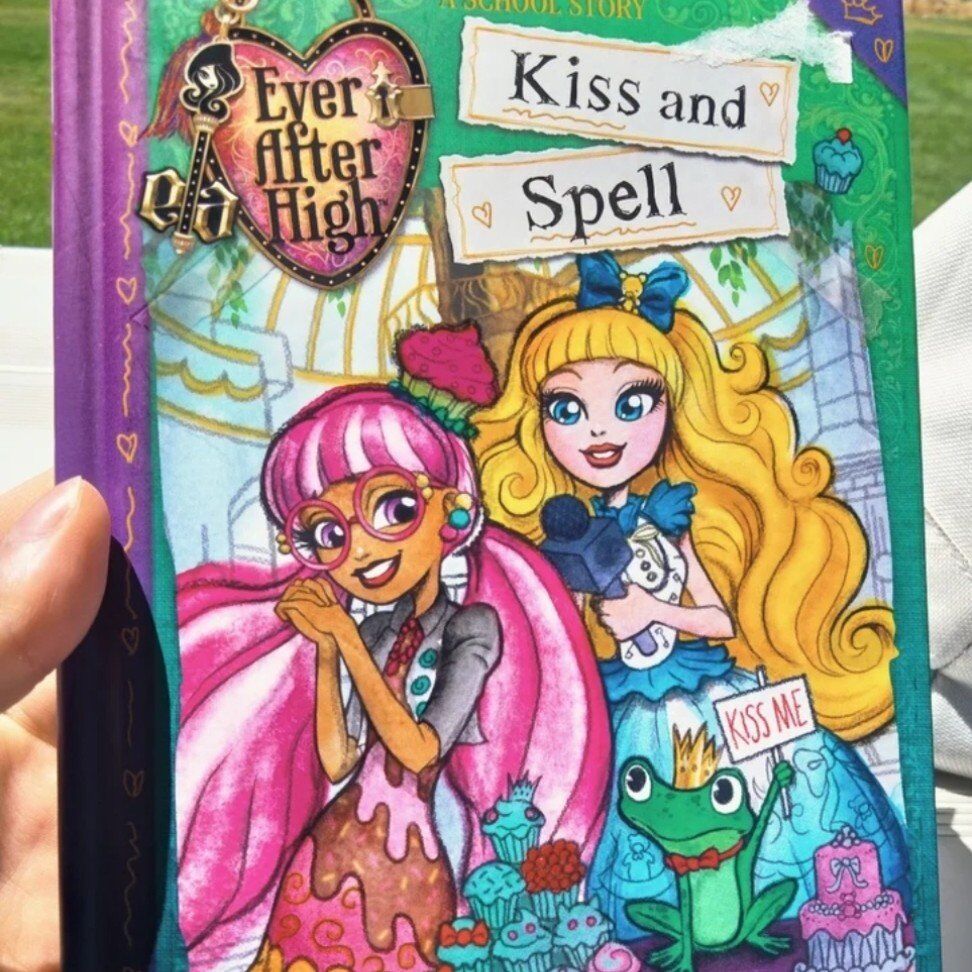 Ever after High: Kiss and Spell