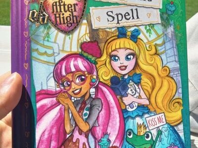 Ever after High: Kiss and Spell