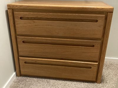 Sturdy 3 drawer chest