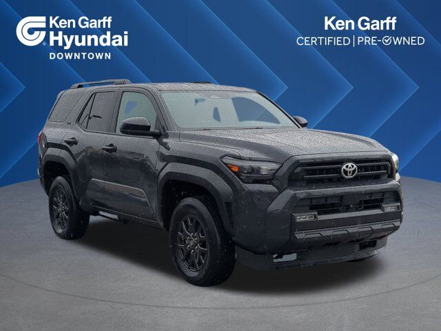 2025 TOYOTA 4RUNNER SR5