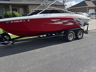 Four Winns Ski and Wakeboard Boat with Trailer and Wake Tower