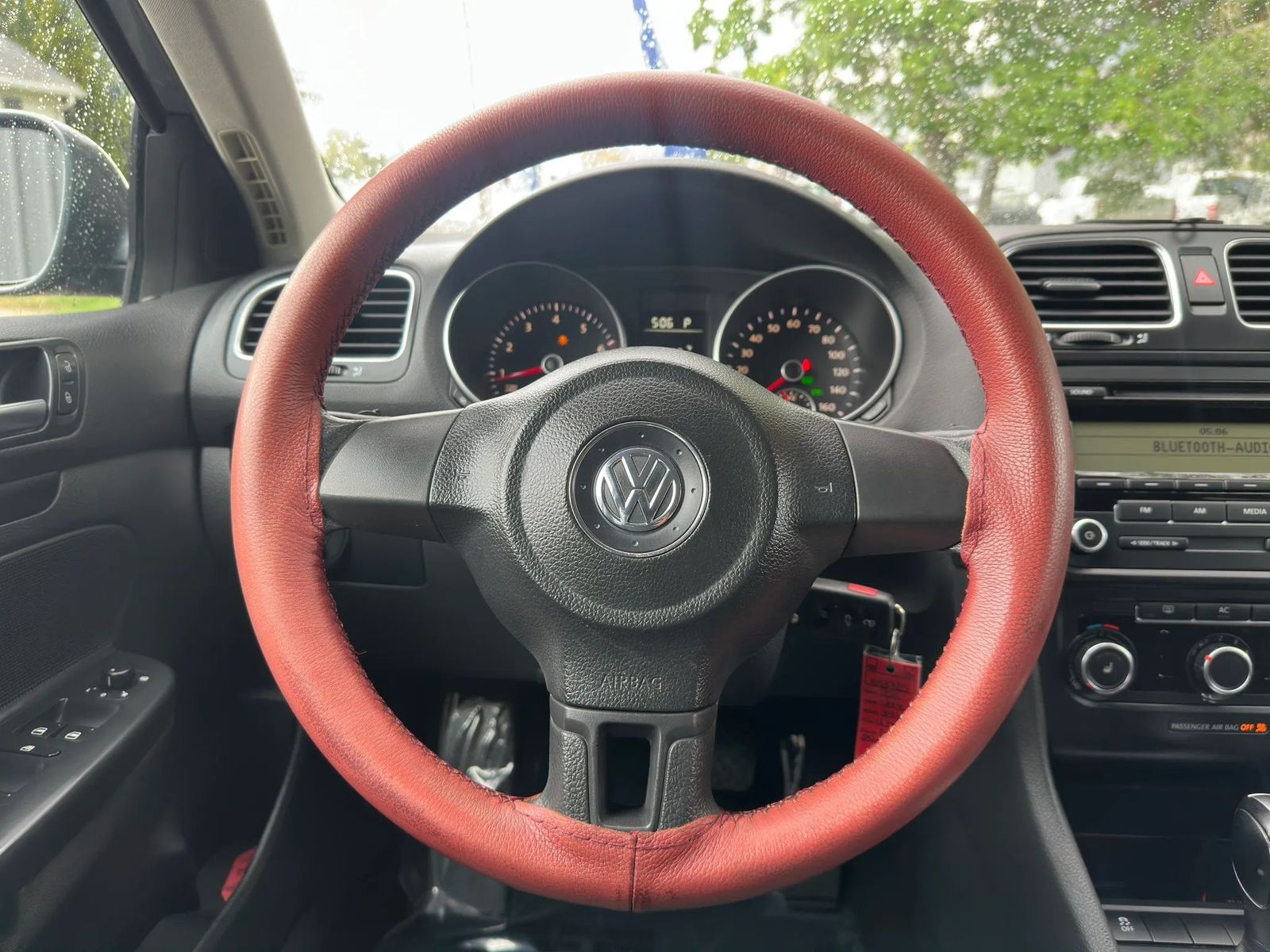 Main image 11