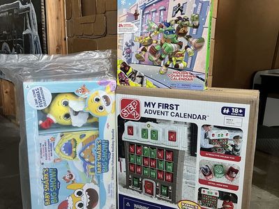 NEW: Baby Shark, Ninja Turtle, Step 2 Christmas Advent Calendar