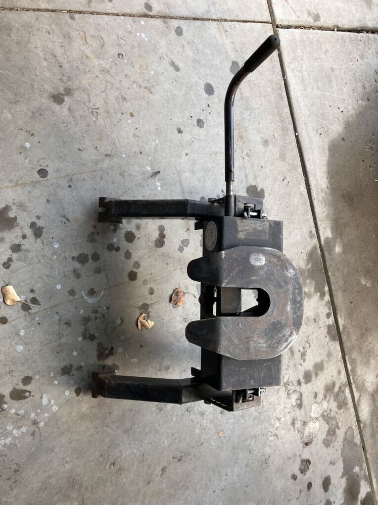 Fifth Wheel Hitch