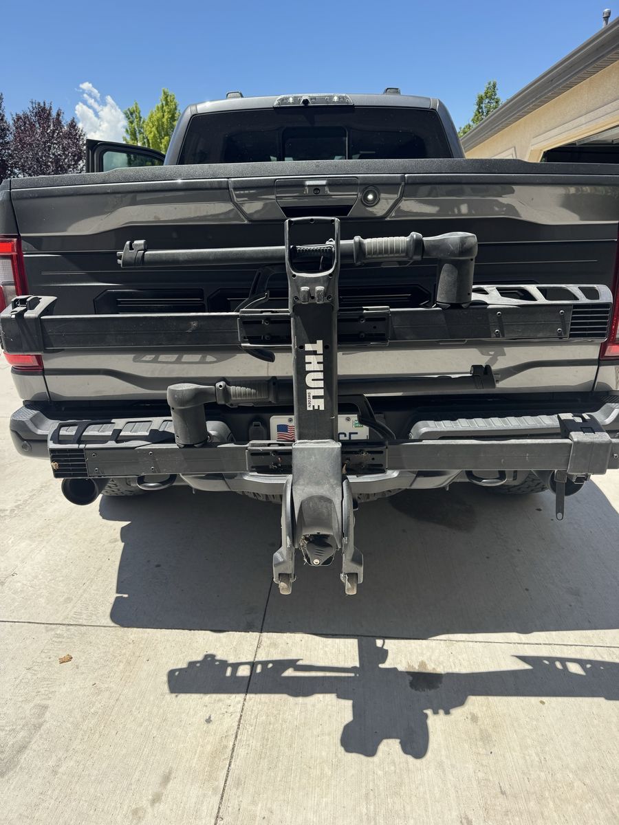 Thule T2 Pro XT 2-Bike Hitch Rack - Black - Holds 2 to 4 bikes, Fat Tire Compatible
