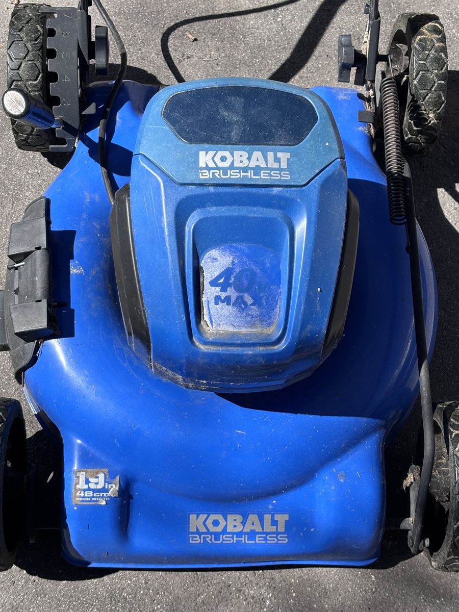 Kobalt 40-Volt 19-in Deck Push Lawn Mower Battery