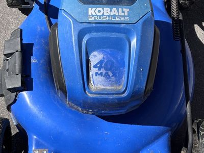 Kobalt 40-Volt 19-in Deck Push Lawn Mower Battery