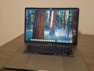 Macbook Pro 2019 16 inch - i9 64Gb ram 1Tb