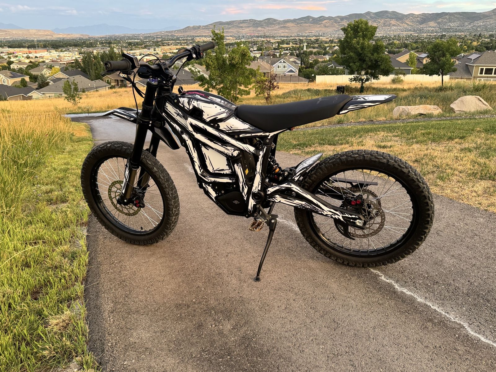 Talaria MX4 Electric Dirt Bike Black & White Graphic Wrap Off-Road