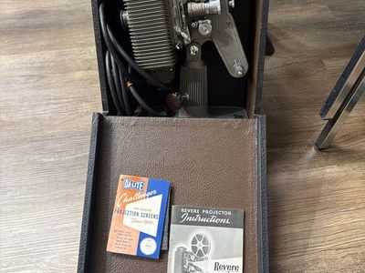 Vintage Revere Model 85 8mm Movie Projector with Carrying Case & Manuals