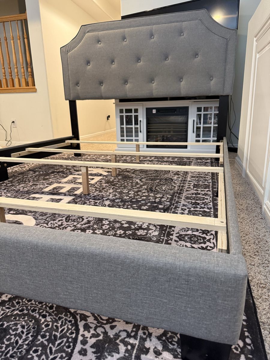 Queen size bed with mattress and boxspring