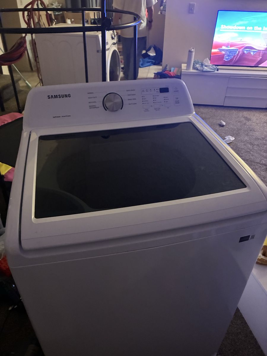 Samsung White Top Load Washing Machine - 1 Year Old with Error Code 363