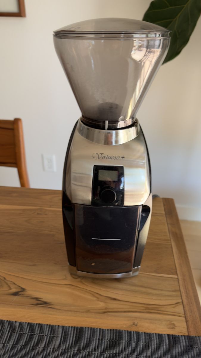 Baratza Virtuoso+ plus burr coffee grinder