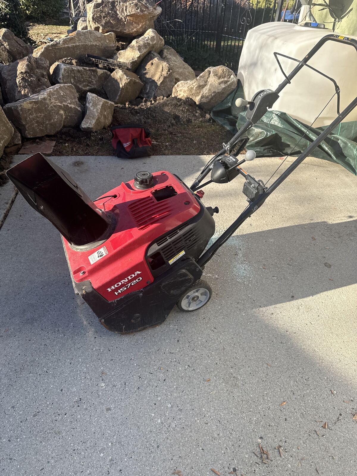 HONDA HS720 SNOW BLOWER