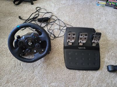 Logitech G923 Racing Wheel for PC