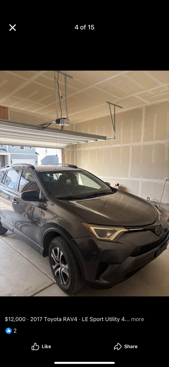 2017 TOYOTA RAV4 LE