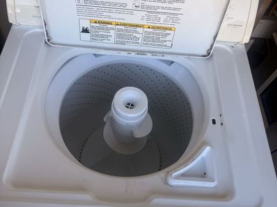 Whirlpool Ultimate Care II Top Load Washer - White, Clean & Fully Functional