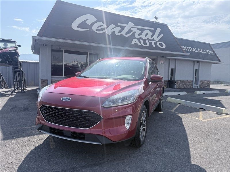 2020 Ford Escape SEL