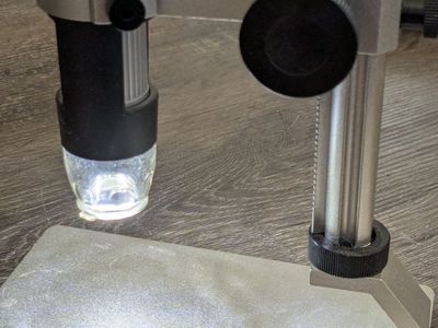 TOMLOV TM-DM4 Digital Microscope with 7-inch LCD Screen - Excellent Condition