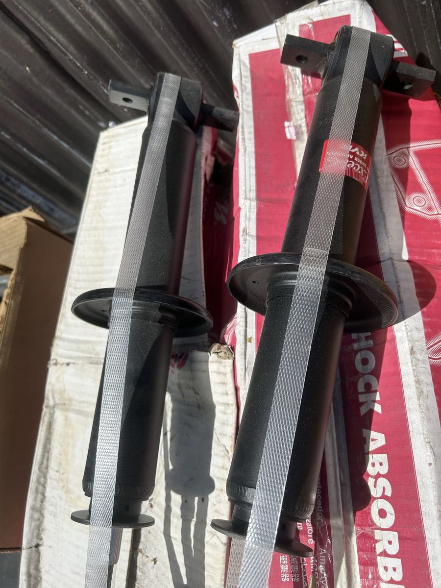 KYB Excel-G Shock Absorbers Set Part# 3413 (Pair)