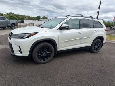 2019 Toyota Highlander SE