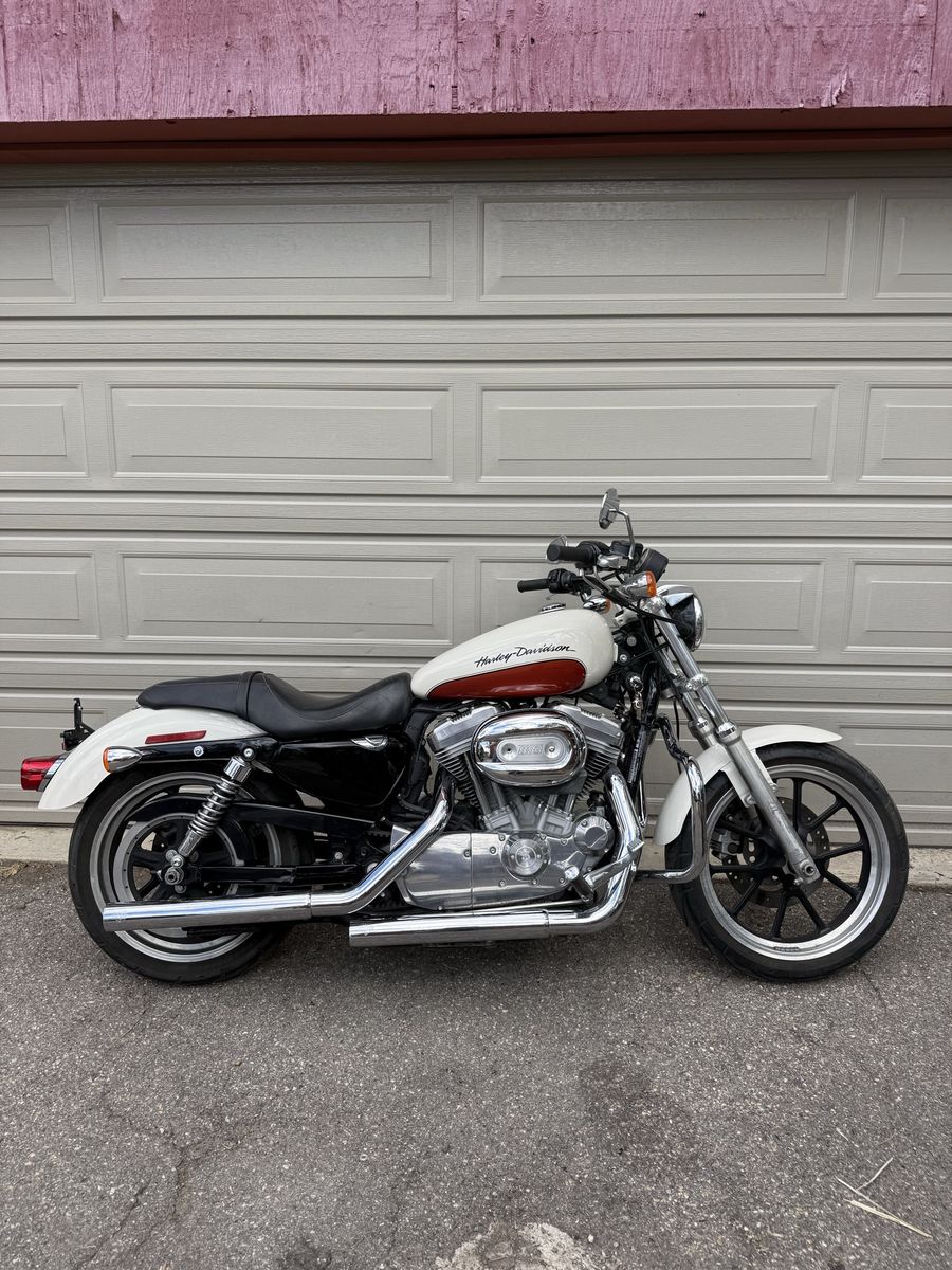 2011 sportster 883 SuperLow