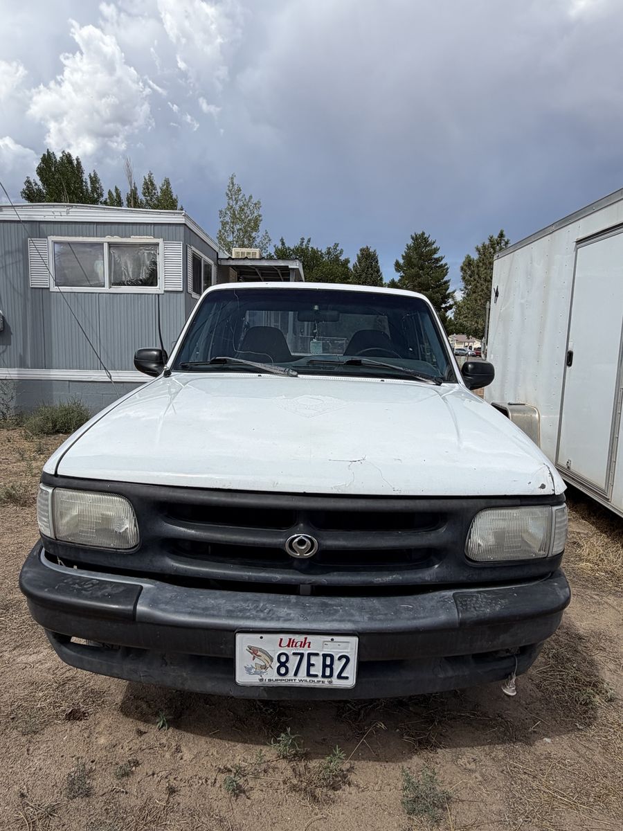 1994 Mazda B-Series B3000