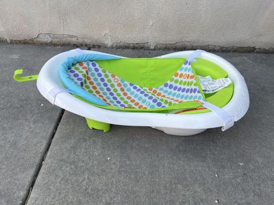 Fisher-Price 4-in-1 Sling 'n Seat Tub - Green/White/Polka Dot Baby Bathtub