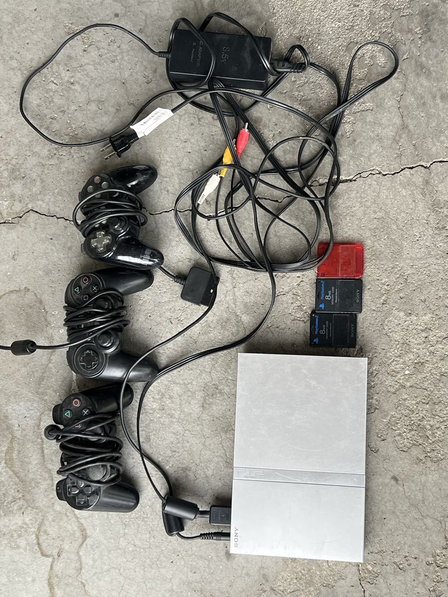 Sony PlayStation 2 PS2 Slim Console SCPH-70012 with 3 Controllers & Memory Cards