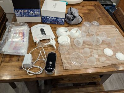 BabyBuddha Compact Portable Breast Pump with Accessories & Milk Storage Bags